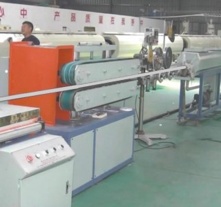 �ܵ����a(ch��n)�� (1)