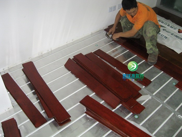 ��ʽ������ů