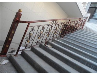 ���ݷ���