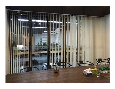 ��ֱ����ُ ���ڴ�ֱ������(y��ng)�� ��ֱ�����a(ch��n) �ټ{��