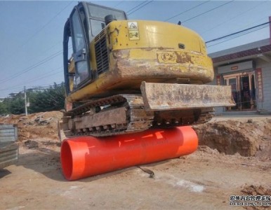 ���߷������������ܵ������v��